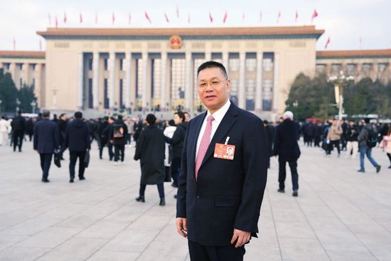 全国人大代表、华海药业总裁陈保华：连续三年建议药品专利增设“出口豁免”